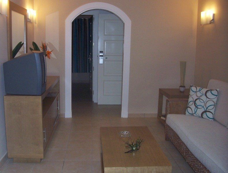 Apartamentos Livvo Puerto De Mogan Εξωτερικό φωτογραφία